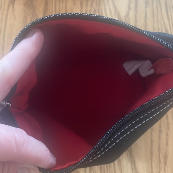 Disney Mickey Mouse set of 2 cosmetic bags - Picture 8 of 17